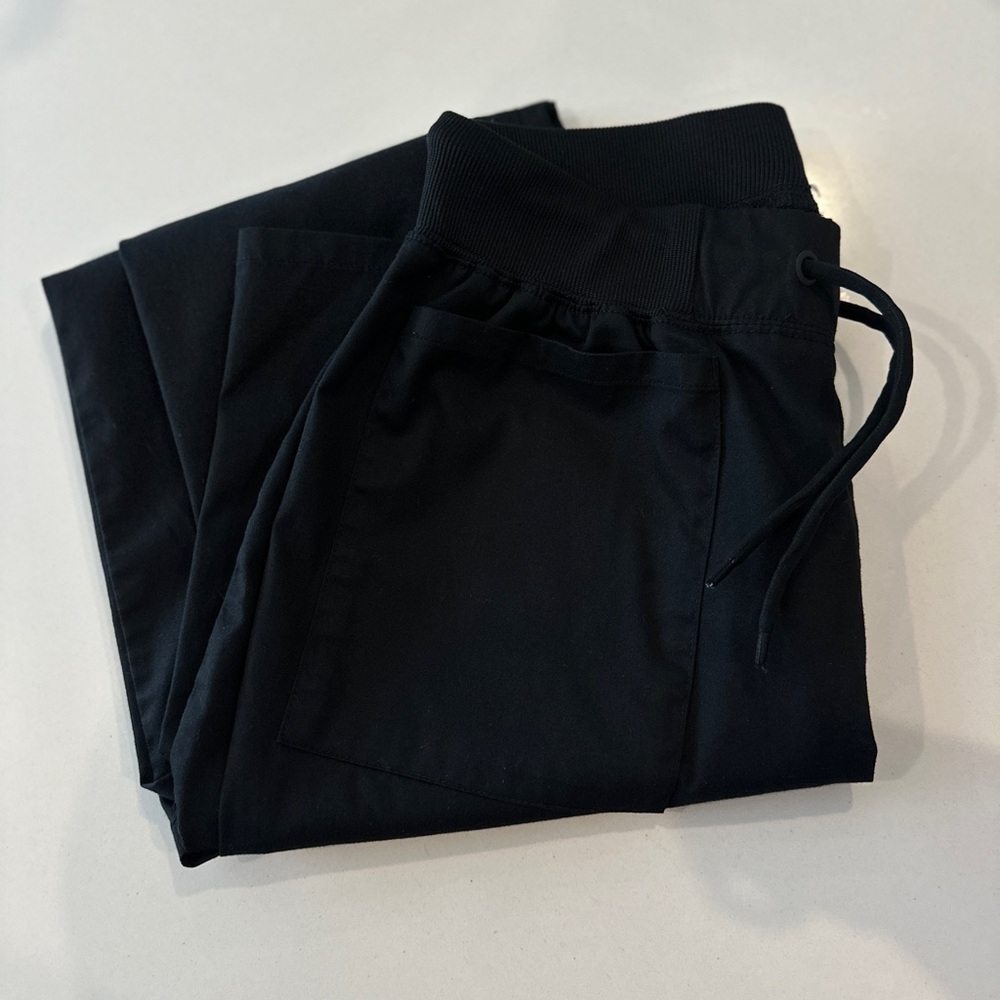 Women’s Jannuu flare scrub Pants Small tall